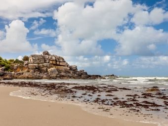 Produktbild: CALVENDO Puzzle Z&ouml;llner Haus am Strand von Kerfissien in der Bretagne, Frankreich | 1000 Teile Lege-Gr&ouml;&szlig;e 64x48cm Foto-Puzzle f&uuml;r gl&uuml;ckliche Stunden