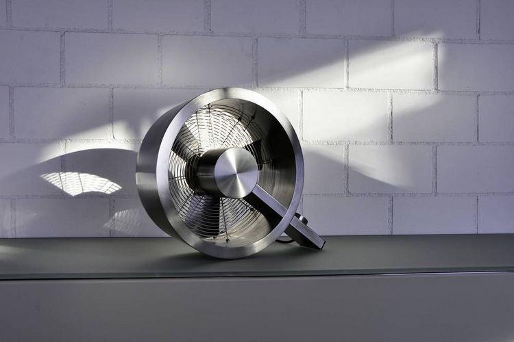 Produktbild: Stadler Form Q Bodenventilator 40W (&Oslash; x H) 43cm x 360mm Metal-brushed
