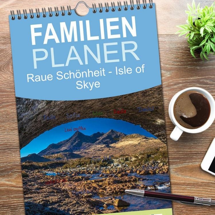 Produktbild: Familienplaner 2026 - Raue Sch&ouml;nheit - Isle of Skye mit 5 Spalten (Wandkalender, 21 x 45 cm) CALVENDO