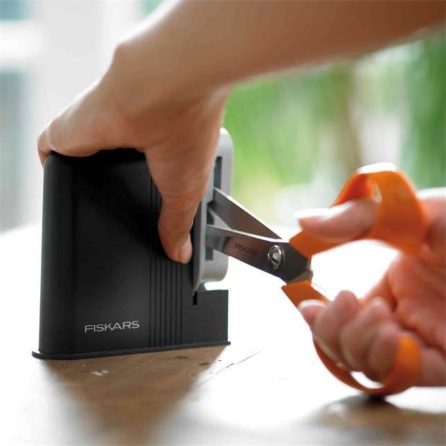 Produktbild: FISKARS Scherensch&auml;rfer Clip-Sharp