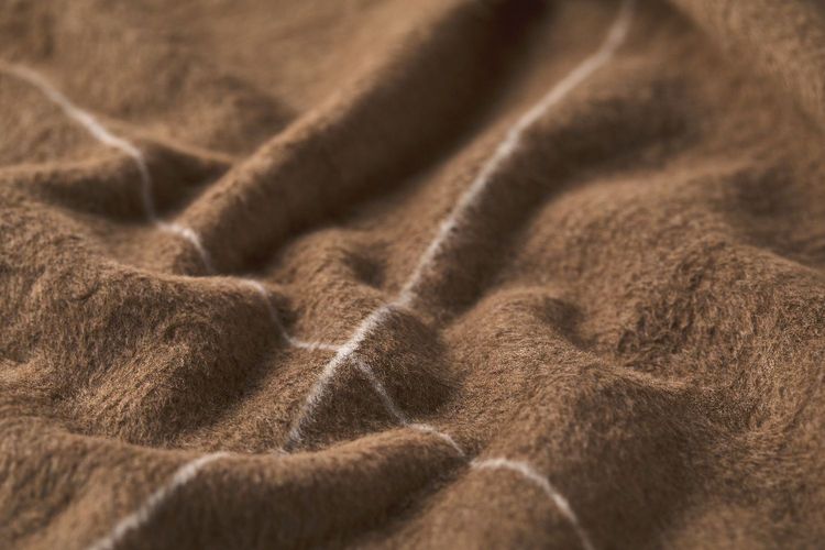 Produktbild: Wohndecke "geschwungene Linien" (GRS)