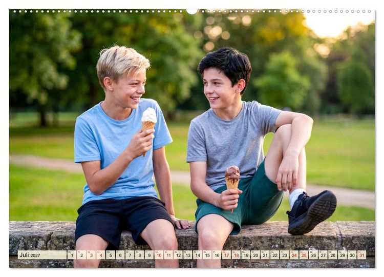 Produktbild: Unbeschwerte Jahre - Jungen zwischen Abenteuer und Freundschaft (Wandkalender 2027 DIN A2 quer), CALVENDO Monatskalender