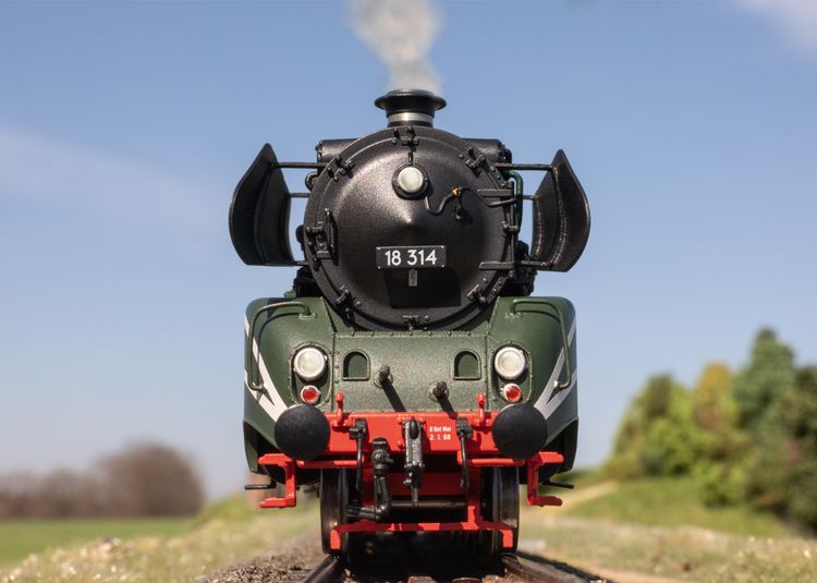 Produktbild: M&auml;rklin 39029 H0 Dampflok BR 18 314 &Ouml;l der DR