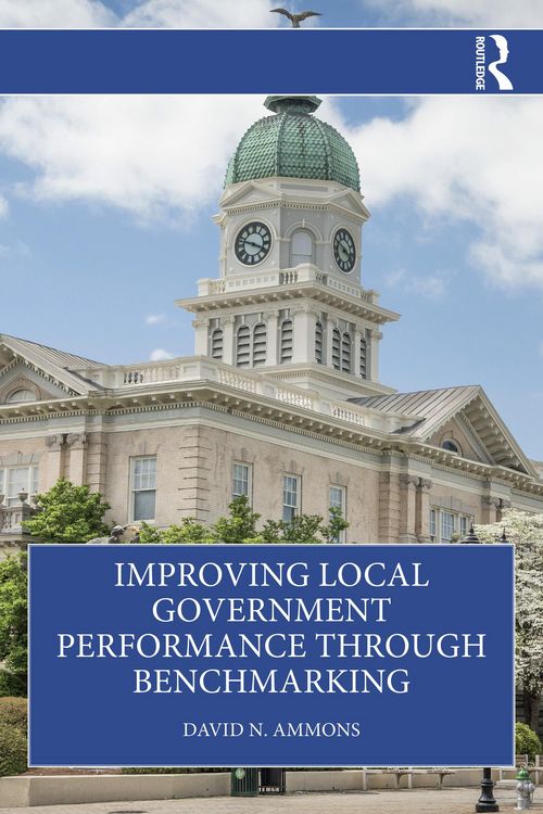 Produktbild: Improving Local Government Performance through Benchmarking