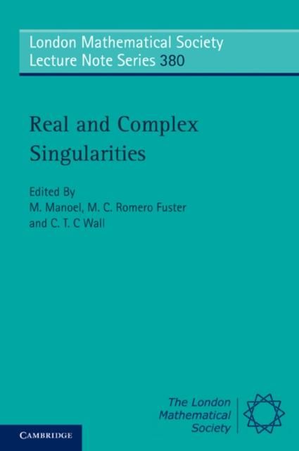 Produktbild: Real and Complex Singularities