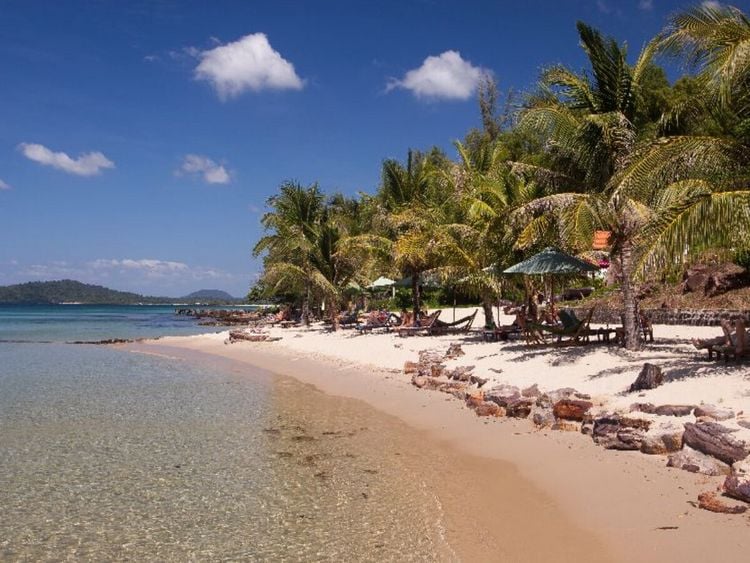 Produktbild: CALVENDO Puzzle Palmenstrand am Eco Lodge | 1000 Teile Lege-Gr&ouml;&szlig;e 64x48cm Foto-Puzzle f&uuml;r gl&uuml;ckliche Stunden