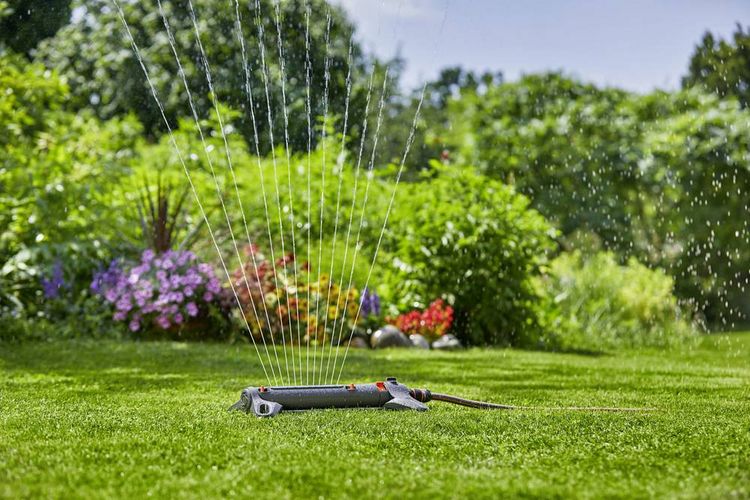 Produktbild: GARDENA 18710-20 AquaZoom S Viereckregner 9 - 150 m&sup2;