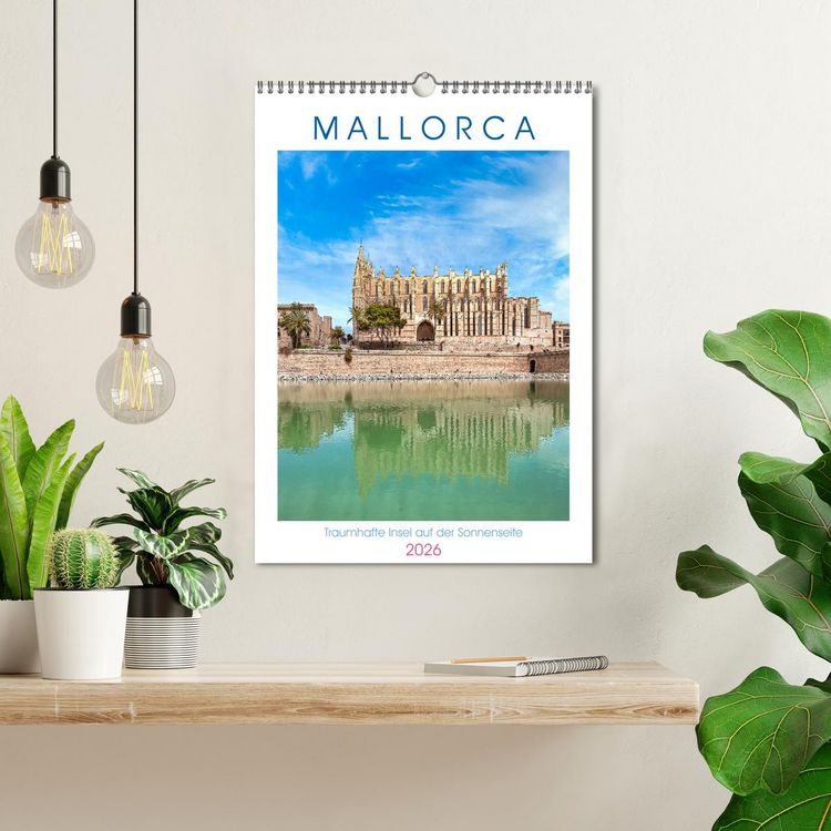 Produktbild: Mallorca - Traumhafte Insel auf der Sonnenseite (Wandkalender 2026 DIN A3 hoch), CALVENDO Monatskalender