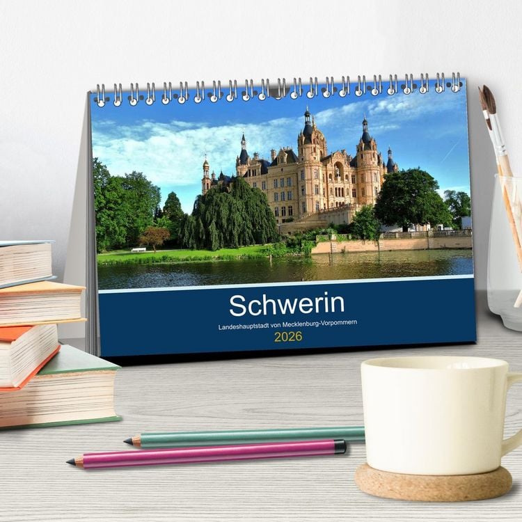 Produktbild: Schwerin - Landeshauptstadt von Mecklenburg-Vorpommern (Tischkalender 2026 DIN A5 quer), CALVENDO Monatskalender