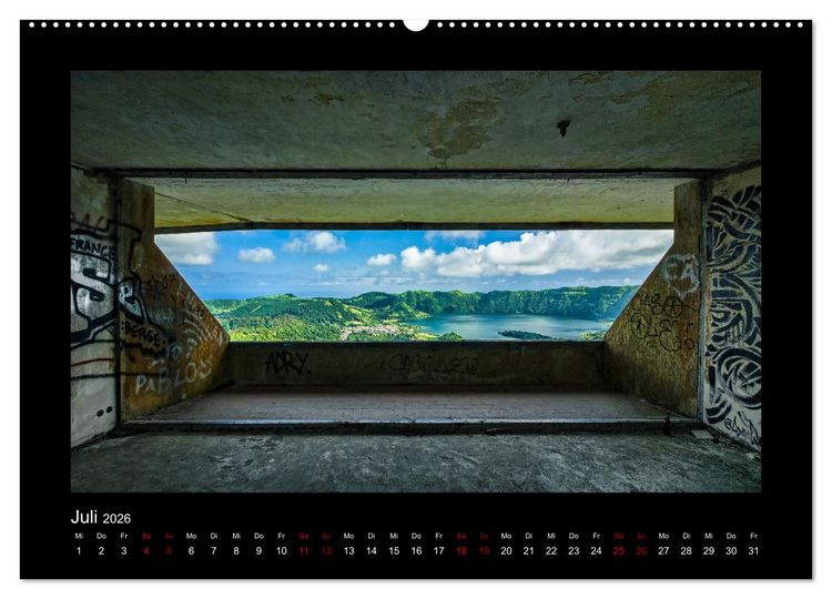 Produktbild: Morbider Charme - Vergessene Orte auf den Azoren - (hochwertiger Premium Wandkalender 2026 DIN A2 quer), Kunstdruck in Hochglanz