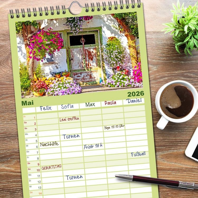 Produktbild: Familienplaner 2026 - Tiroler Bauernh&ouml;fe Mal urig, mal feudal mit 5 Spalten (Wandkalender, 21 x 45 cm) CALVENDO
