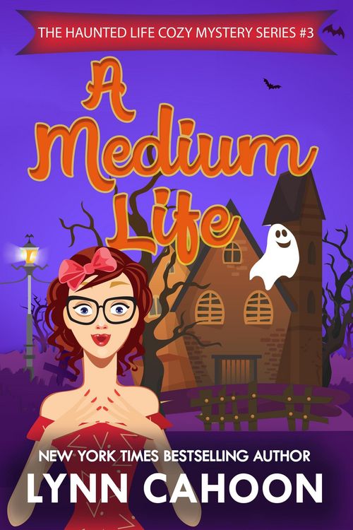 Produktbild: A Medium Life (The Haunted Life Cozy Mystery series, #3)