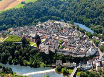 Produktbild: CALVENDO Puzzle Weilburg | 2000 Teile Lege-Gr&ouml;&szlig;e 90x67cm Foto-Puzzle f&uuml;r gl&uuml;ckliche Stunden