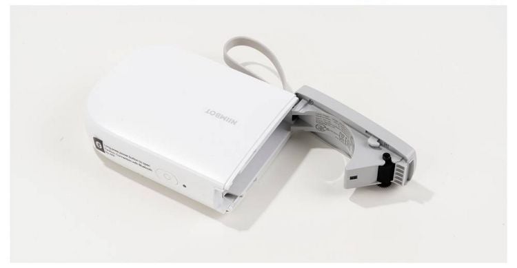 Produktbild: NIIMBOT D11_H Portable thermal label printer Etikettendrucker Thermodirekt 300 x 300 dpi Etikettenbreite (max.): 15 mm USB, Bluetooth&reg;