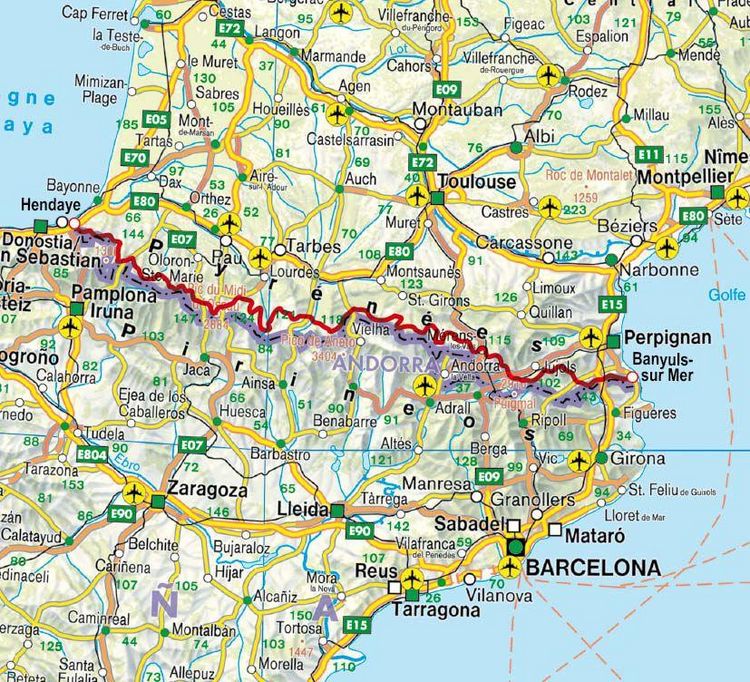 Produktbild: ROTHER Wanderf&uuml;hrer Frankreich: Pyren&auml;en &ndash; GR&thinsp;10. 53 Etappen auf dem Fernwanderweg durch die Pyren&auml;en vom Atlantik bis ans Mittelmeer