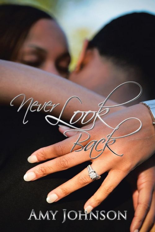Produktbild: Never Look Back