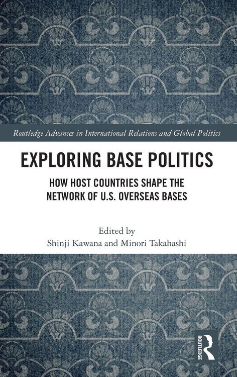 Produktbild: Exploring Base Politics