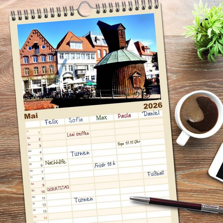 Produktbild: Familienplaner 2026 - Malerisches Stade mit 5 Spalten (Wandkalender, 21 x 45 cm) CALVENDO