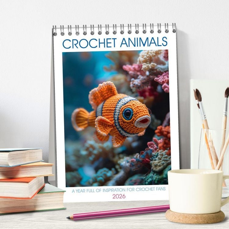 Produktbild: CROCHET ANIMALS (Desk Calendar 2026 DIN A5 portrait), CALVENDO 12 Month DeskCalendar