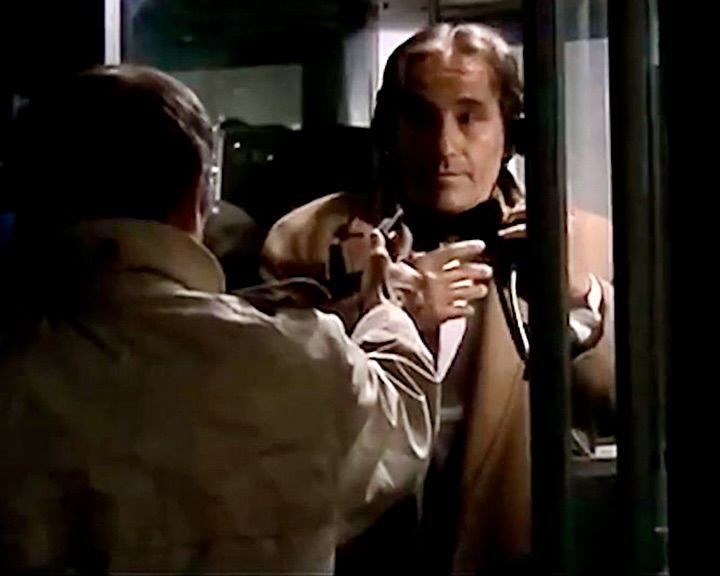 Produktbild: Ein Profi-Ding (Hold up, Instantanea di una rapina) / Spannungsgeladener Kriminalfilm mit Starbesetzung (Pidax Film-Klassiker)