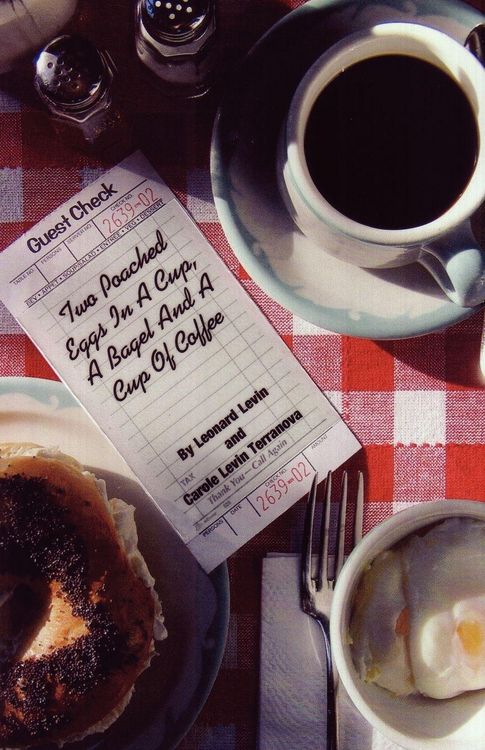 Produktbild: Two Poached Eggs in a Cup, a Bagel and a Cup of Coffee