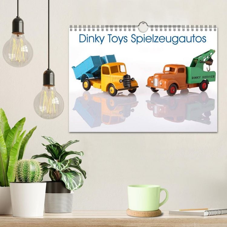 Produktbild: Dinky Toys Spielzeugautos (Wandkalender 2026 DIN A4 quer), CALVENDO Monatskalender
