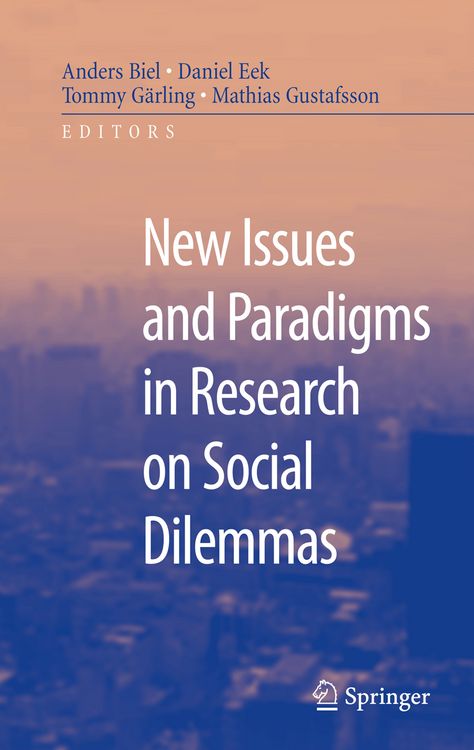 Produktbild: New Issues and Paradigms in Research on Social Dilemmas