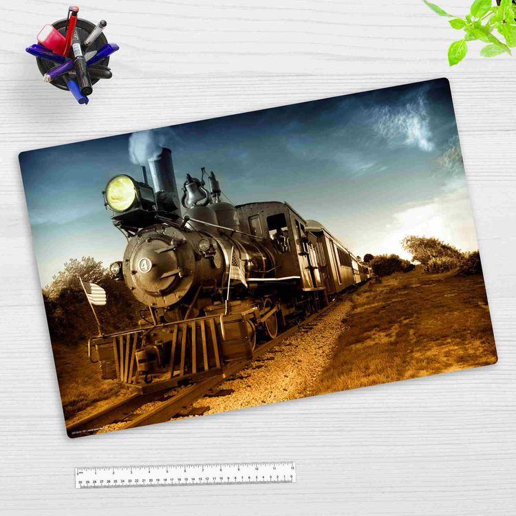 Produktbild: Cover-your-desk Schreibtischunterlage f&uuml;r Kinder und Erwachsene Lokomotive schwarz, aus hochwertigem Vinyl , 60 x 40 cm