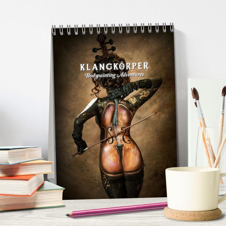 Produktbild: Klangk&ouml;rper - Bodypainting Adventures (Tischkalender 2026 DIN A5 hoch), CALVENDO Monatskalender