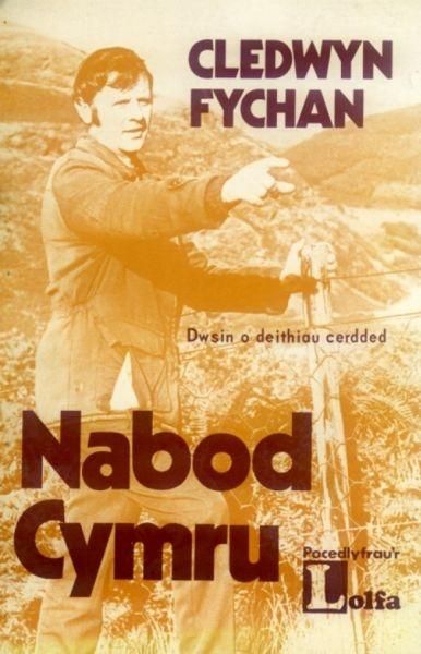 Produktbild: Nabod Cymru - Dwsin o Deithiau Cerdded