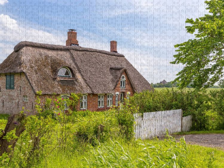 Produktbild: CALVENDO Puzzle Friesenhaus | 1000 Teile Lege-Gr&ouml;&szlig;e 64x48cm Foto-Puzzle f&uuml;r gl&uuml;ckliche Stunden