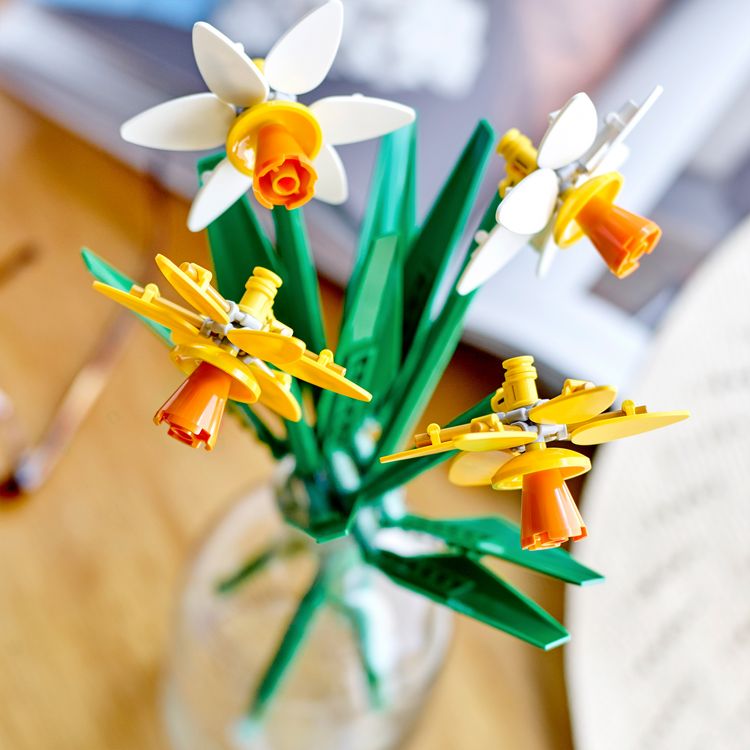 Produktbild: LEGO Botanicals Narzissen - Kunstblumen - Kinderzimmer-Deko 40747