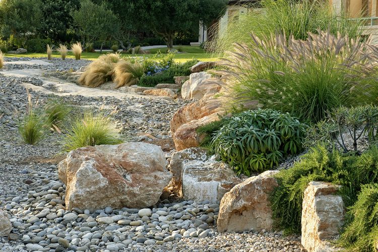 Produktbild: Naturstein im Garten