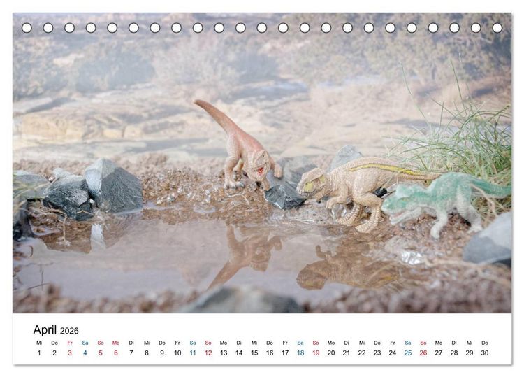 Produktbild: Faszination Urzeit - wenn Spielzeugdinos zum Leben erwachen (Tischkalender 2026 DIN A5 quer), CALVENDO Monatskalender