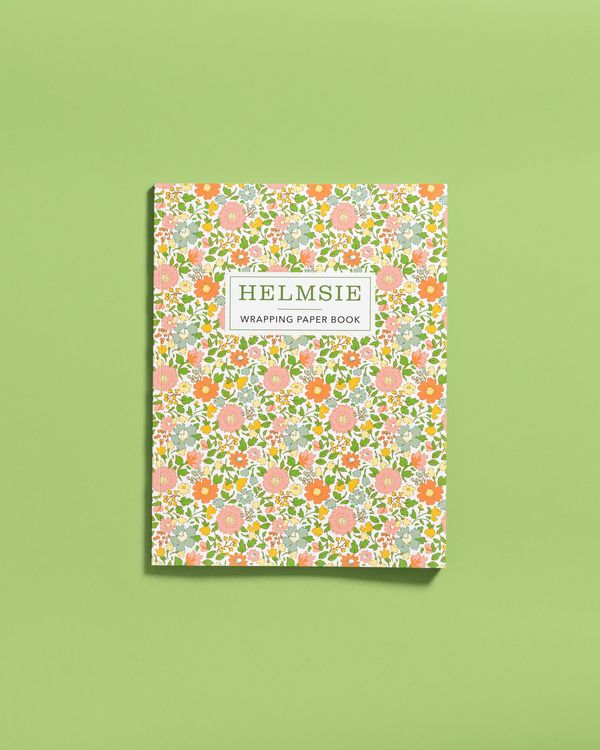 Produktbild: Helmsie Wrapping Paper Book