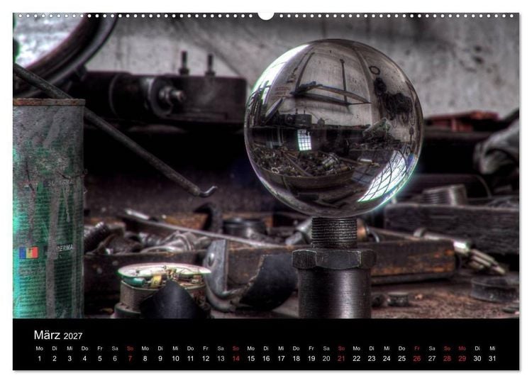 Produktbild: Verlassene Orte - Die Lokomotivwerkstatt (Wandkalender 2027 DIN A2 quer), CALVENDO Monatskalender