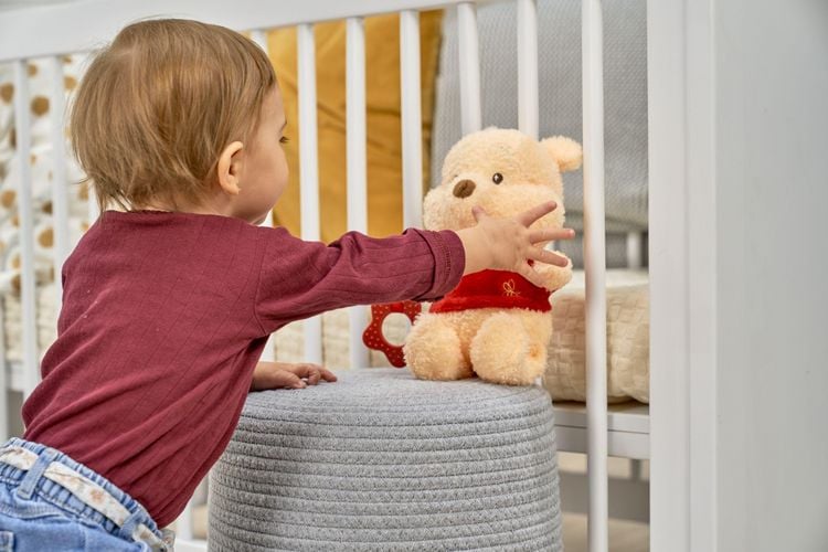 Produktbild: Disney Winnie m. Bei&szlig;hilfe