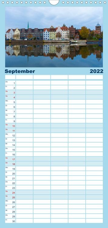 Produktbild: Familienplaner Ansichten der L&uuml;becker Altstadtinsel (Wandkalender 2022 , 21 cm x 45 cm, hoch)