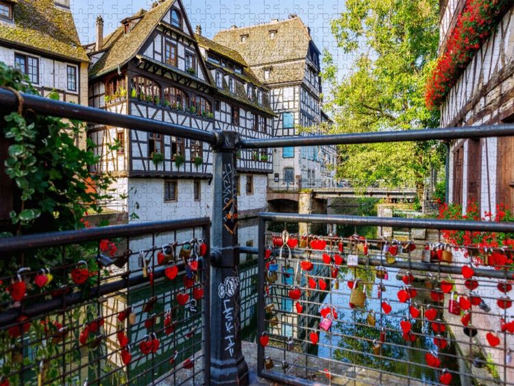 Produktbild: CALVENDO Puzzle Liebesschl&ouml;sser am Quai in Petite France | 1000 Teile Lege-Gr&ouml;&szlig;e 64x48cm Foto-Puzzle f&uuml;r gl&uuml;ckliche Stunden