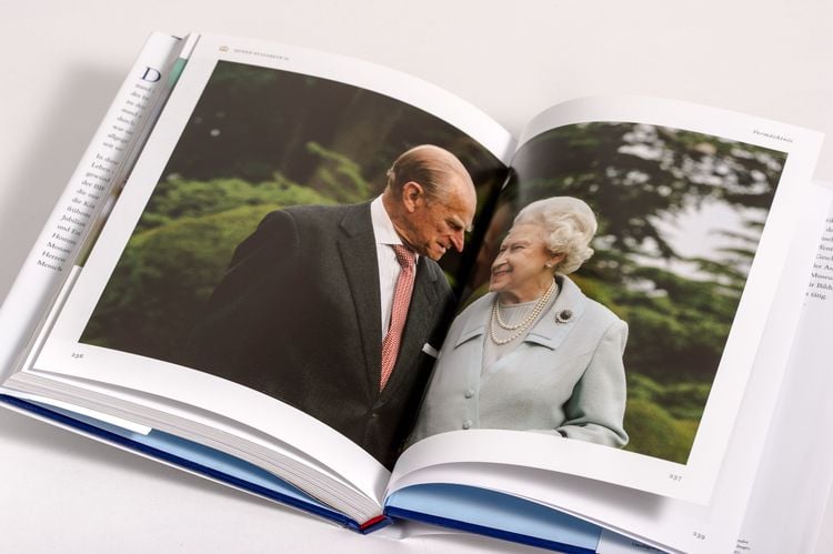 QUEEN ELIZABETH II.: Ihr Leben in Bildern, 1926-2022