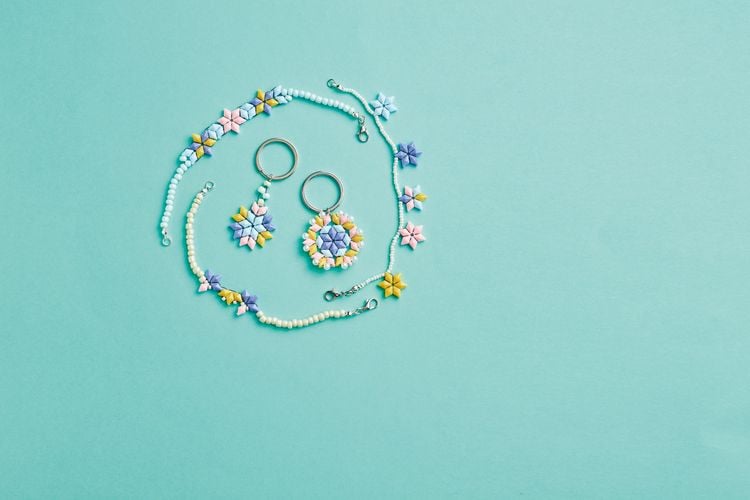 Produktbild: Mindful Mandala - Schmuckset Calm down. Mit Anleitung und Material f&uuml;r 5 Schmuckst&uuml;cke