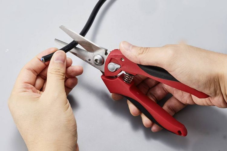 Produktbild: TOOLCRAFT TO-9625917 Universalschere 205mm Rot, Schwarz