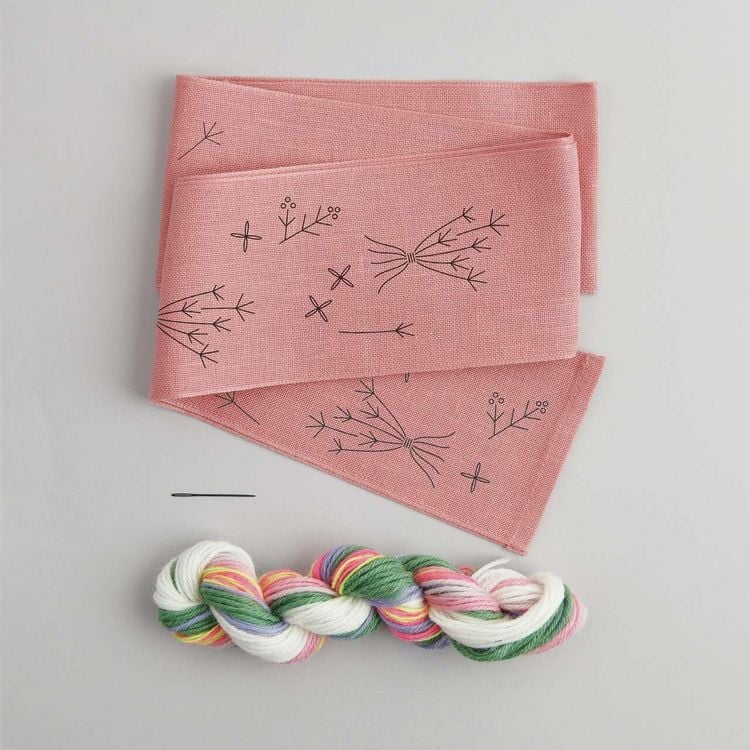 Produktbild: Stickpackung Vorgezeichnet, Schleife Fr&uuml;hlingsbl&uuml;mchen, 10x166cm