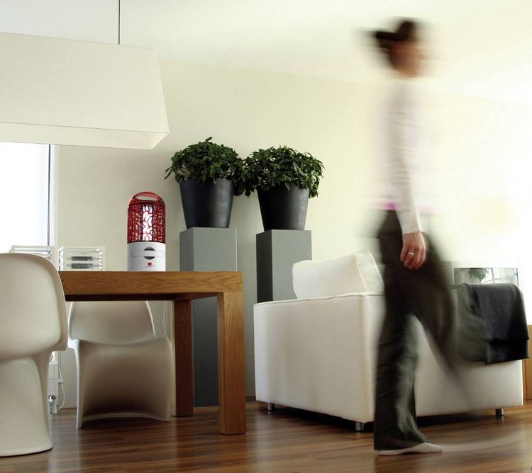 Produktbild: Swissinno Premium 10W 1 245 001 UV-Insektenf&auml;nger UV-Licht, Stromgitter 10 W (&Oslash; x H) 115 mm x 260 mm Wei&szlig;, Rot 1 St.