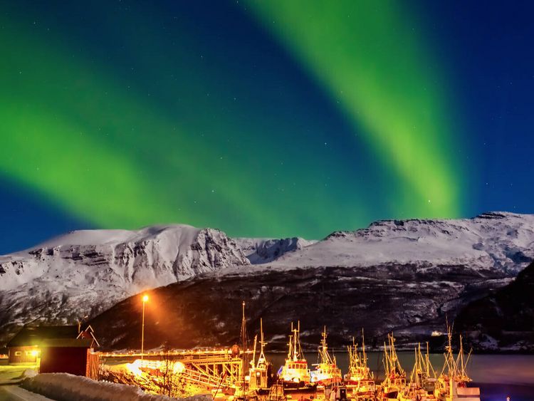 Produktbild: CALVENDO Puzzle Ein Motiv aus dem Kalender Die Farben Norwegens | 1000 Teile Lege-Gr&ouml;&szlig;e 64 &times; 48 cm Foto-Puzzle f&uuml;r gl&uuml;ckliche Stunden