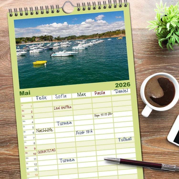 Produktbild: Familienplaner 2026 - Cornouaille - Ein Ausflug in den S&uuml;dwesten der Bretagne mit 5 Spalten (Wandkalender, 21 x 45 cm) CALVENDO