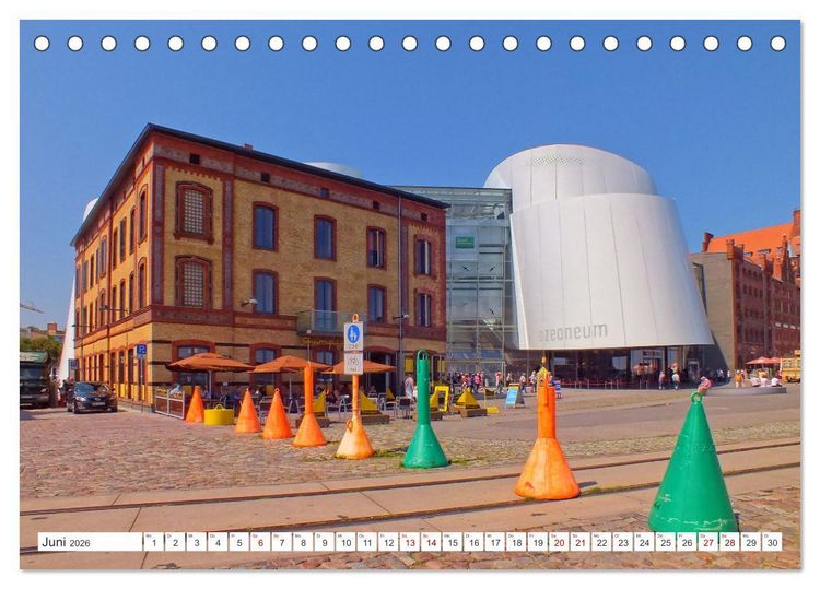 Produktbild: Hansestadt Stralsund - Ein Sommertag an der Ostseek&uuml;ste Vorpommerns (Tischkalender 2026 DIN A5 quer), CALVENDO Monatskalender