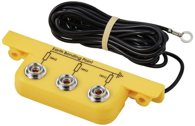Produktbild: TRU COMPONENTS TC-12277208 Erdungsstecker 3x 10 mm Druckknopf-Anschluss, gewinkelte Form mit Kabel 1 St.
