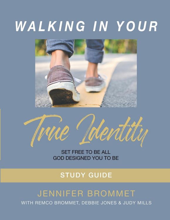 Produktbild: Walking In Your True Identity Study Guide