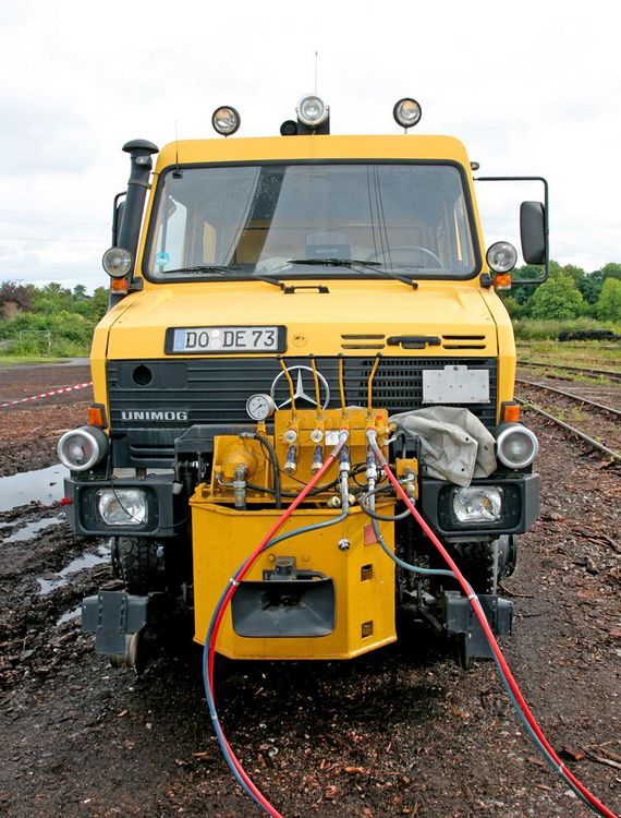 Produktbild: Jahrbuch Unimog & MB-trac 2025